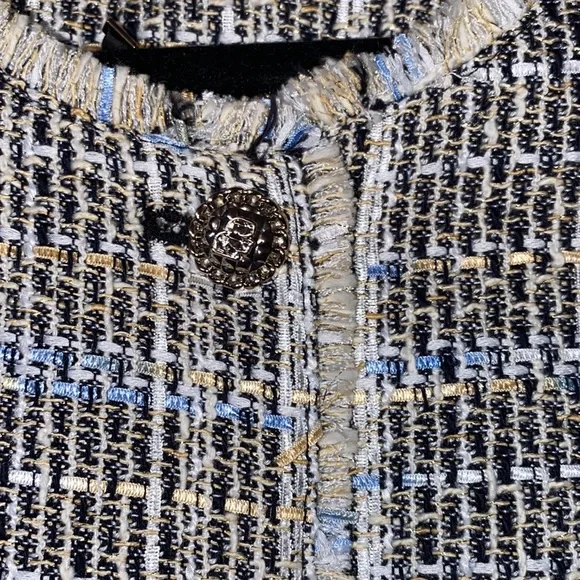 Karl Lagerfeld Paris Tweed long button blazer excellent like new condition 12